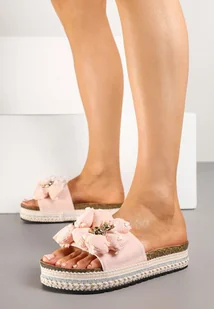 Różowe Klapki na Grubej Plecionej Podeszwie z Kwiatem i Misiem Virfitia - Klapki i japonki damskie - miniaturka - grafika 1