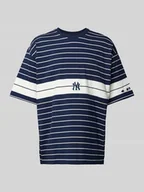 Koszulki męskie - T-shirt o kroju oversized z wyhaftowanym logo - miniaturka - grafika 1