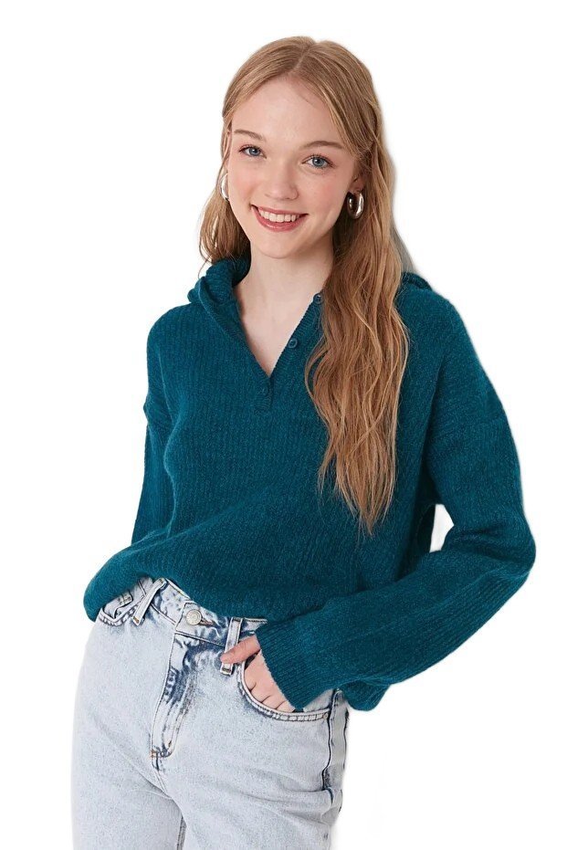 TRENDYOL SWETER DAMSKI Z KAPTUREM I GUZIKAMI W TURKUSOWYM KOLORZE S 5EA*