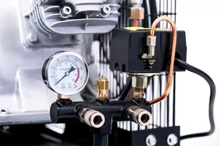 JAGER GERMAN 100L 8BAR 499L/Min 400V - Sprężarki i kompresory - miniaturka - grafika 4