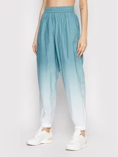 adidas Spodnie dresowe adicolor 3D Trefoil GN2850 Zielony Loose Fit - Spodnie sportowe damskie - miniaturka - grafika 1