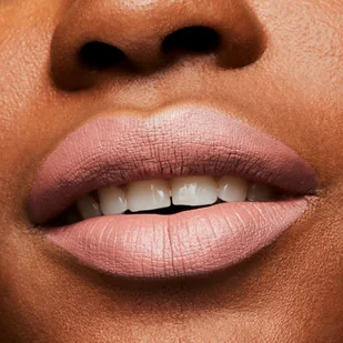 MAC Matte Lipstick pomadka 3 g dla kobiet 617 Velvet Teddy - Szminki - miniaturka - grafika 6