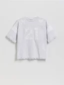 Koszulki dla dziewczynek - Reserved - T-shirt z koronkowym zdobieniem - jasnoszary - miniaturka - grafika 1