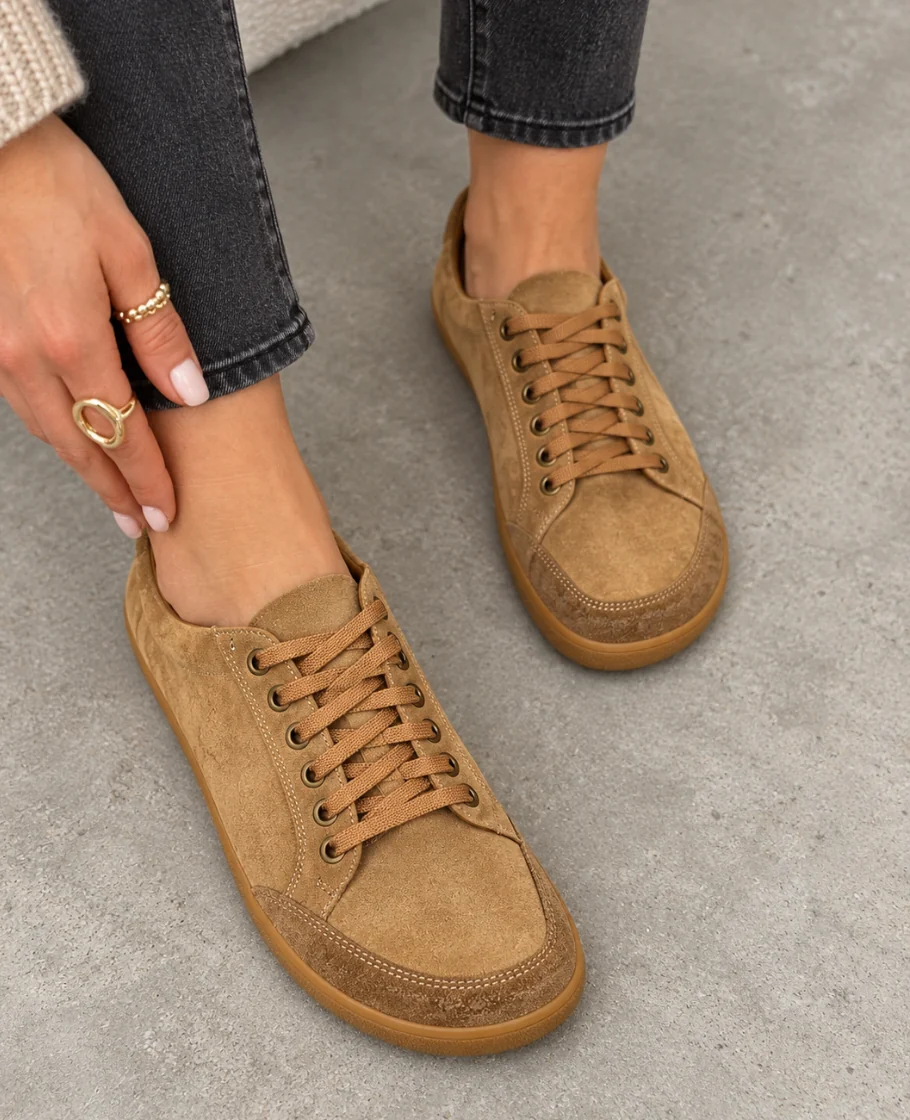 Skórzane taupe barefoot półbuty damskie Caressa 36
