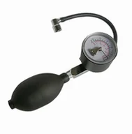 Narzędzia samochodowe - Pompka z manometrem do zawieszeń i 0,1-1,0 bar - miniaturka - grafika 1