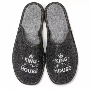 NOWO, Kapcie męskie KING OF THE HOUSE, rozmiar 46 - Kapcie męskie - miniaturka - grafika 1