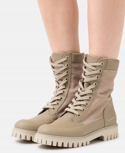 Tommy Hilfiger CASUAL LACE UP BOOT 42 14CA