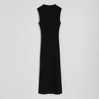 Sukienki - Reserved - Sukienka ze strukturalnej dzianiny - Czarny - grafika 1