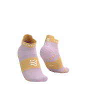 Skarpetki sportowe męskie - COMPRESSPORT Skarpetki do biegania krótkie PRORACING SOCKS V4 RUN LOW roseate/buff orange - miniaturka - grafika 1
