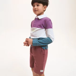 Spodnie i spodenki dla chłopców - Reserved Bawełniane szorty z kieszeniami - Fioletowy - grafika 1