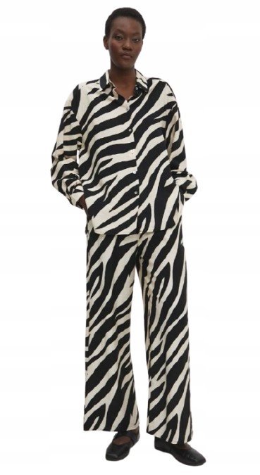 KOMPLET WZORZYSTY KOSZULA I SPODNIE ZEBRA S I4A