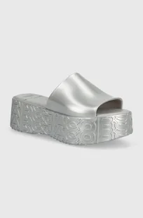 Melissa klapki BECKY + MARC JACOBS AD damskie kolor srebrny na platformie M.33968.AQ980 - Klapki i japonki damskie - miniaturka - grafika 1