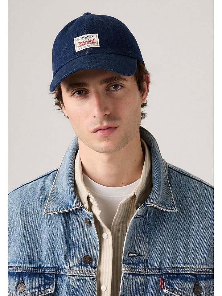 Levi's Czapka w kolorze granatowym