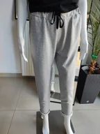 Spodnie damskie - Spodnie dresowe z bawełny pętelkowej - szary One size - miniaturka - grafika 1