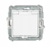 Gniazdka elektryczne - Gniazdo bryzgoszczelne Karlik Icon IGPB-1zp z uziemieniem 2P+Z klapka biała, przesłony torów prądowych białe - miniaturka - grafika 1