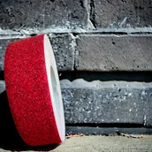 Taśmy klejące - Taśma antypoślizgowa MARMUR CZERWONA 50mm/18m / PAPER-TECH - miniaturka - grafika 1