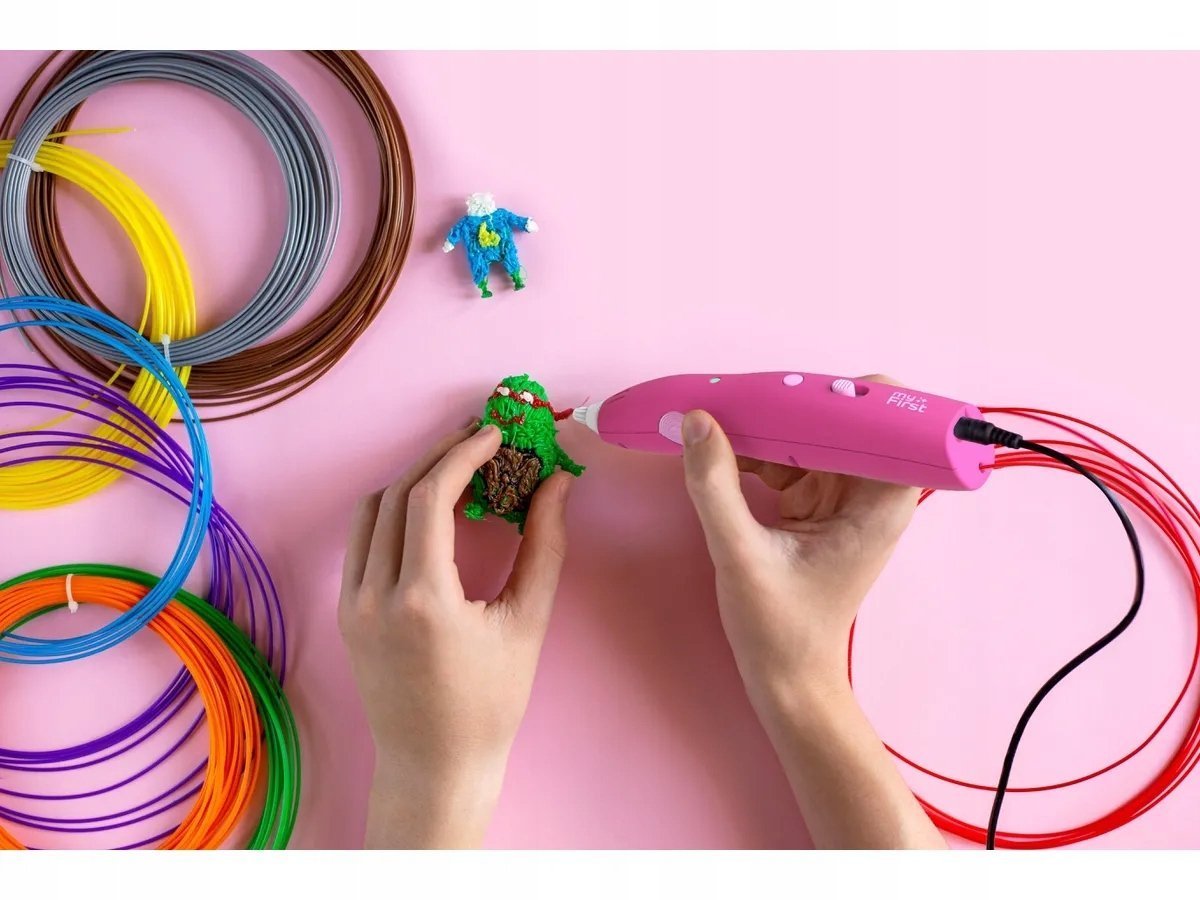 myFirst 3dPen Make Creator Kit - kreatywny zestaw 3D, zawiera długopis 3dPen Make, 3 zestawy tematyczne, 3 ruchome modele i wkłady PCL red FP3304KT-RD01