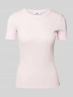 Koszulki i topy damskie - T-shirt z prążkowanym okrągłym dekoltem - miniaturka - grafika 1