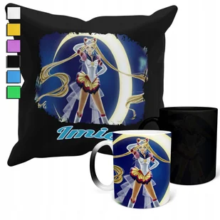 ZESTAW KUBEK MAGICZNY ZMIENIAJĄCY KOLOR + POSZEWKA SAILOR MOON CZAROD+ IMIĘ - Gadżety dla niej i dla niego - miniaturka - grafika 1
