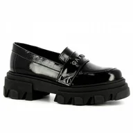 Mokasyny damskie - Czarne lakierowane mokasyny z odpinaną ozdobą CARINII - Carinii - miniaturka - grafika 1
