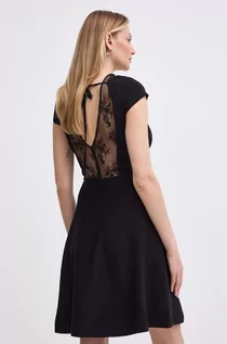 Sukienki - Morgan sukienka RMBELLE kolor czarny mini rozkloszowana RMBELLE - grafika 1