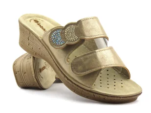 Klapki damskie z paskami na rzep - INBLU 26-75, piaskowe - Inblu - Klapki i japonki damskie - miniaturka - grafika 1