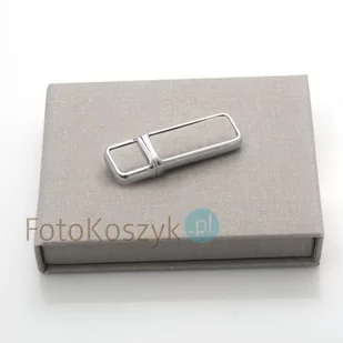 Zestaw szary pendrive w pudełku - Akcesoria fotograficzne - miniaturka - grafika 1