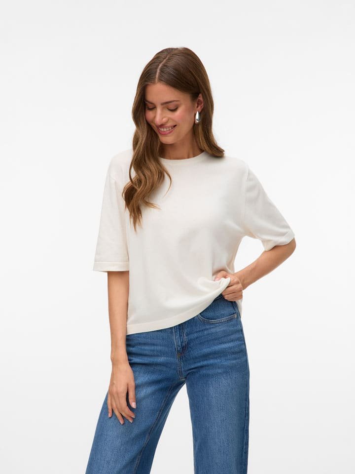 Vero Moda Sweter w kolorze kremowym