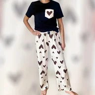 Piżamy damskie - Piżama Unisex bawełniana w beżowe serca - miniaturka - grafika 1