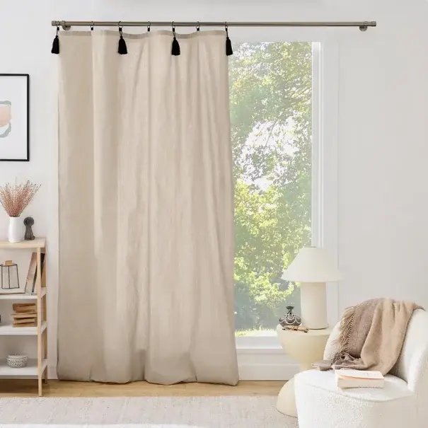 Douceur d`Interieur Zasłona na przelotkach z pomponami CYRINE, 140 x 240 cm