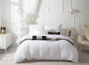 Pościel Mikrofibra Queen 160x200 cm Biała ze Złotą Lamówką, Elegancka i Trwała - Pościel - miniaturka - grafika 1