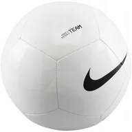Piłka nożna - Nike Piłka nożna meczowa treningowa do nogi Pitch Team roz. 5 - miniaturka - grafika 1