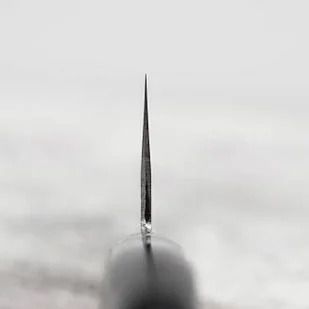 Kunio Masutani VG-10 Hammered Blue Damascus Nóż Santoku 17 cm - Noże kuchenne - miniaturka - grafika 8