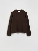 Swetry damskie - Reserved - Sweter z domieszką wełny - ciemnobrązowy - miniaturka - grafika 1