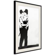 Plakaty - Plakat - Banksy: Kissing Coppers II (rozmiar 40x60, wykończenie Rama złota z passe-partout) - miniaturka - grafika 1