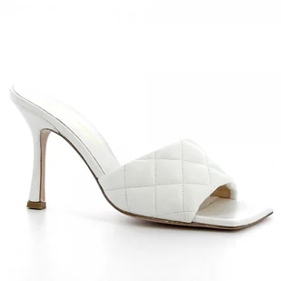 Klapki CARINII - Carinii - Klapki i japonki damskie - miniaturka - grafika 1