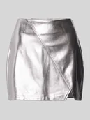 Spódnice - Spódnica mini z fakturowanym wzorem model ‘EILISH’ - miniaturka - grafika 1