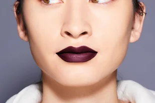 Shiseido nowoczesna matowa pomadka do ust, 524 Dark Fantasy, 1 x 4 g - Szminki - miniaturka - grafika 3