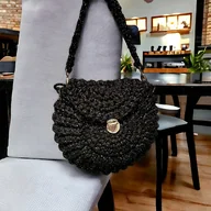 Torebki damskie - Torebka oreo czarna ze srebrną nitką - miniaturka - grafika 1