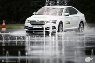 Vouchery - Kurs bezpiecznej jazdy "Safe Driving I + II stopień" - Poznań - miniaturka - grafika 1