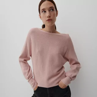 Swetry damskie - Reserved Sweter z dekoltem w łódkę - Różowy - grafika 1