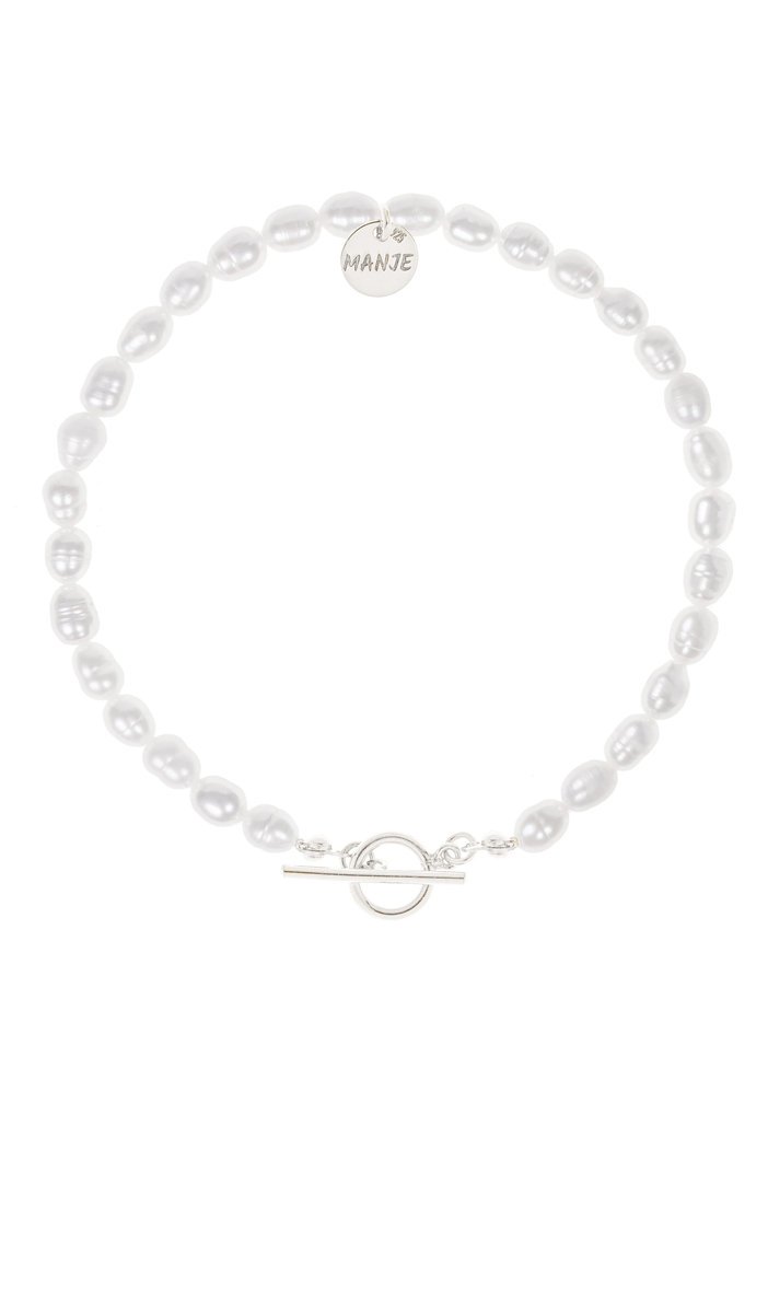 Bransoletka z pereł ze srebrnym ozdobnym zapięciem 17 cm