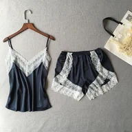 Piżamy damskie - Bielizna nocna z białą koronką - Granatowy M - Zolaro - miniaturka - grafika 1