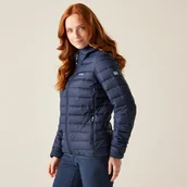 Kurtki i kamizelki sportowe damskie - Regatta Kurtka damska przejściowa ocieplana pikowana z kapturem Marizion Granatowy, Rozmiar: 46 - miniaturka - grafika 1