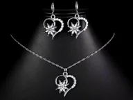 Zestawy biżuterii dla kobiet - Zestaw biżuterii serduszko z kwiatuszkiem i cyrkoniami na prezent - miniaturka - grafika 1