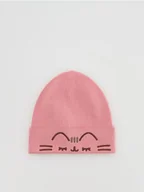 Czapki damskie - Reserved - Czapka z haftem Pusheen - różowy - miniaturka - grafika 1