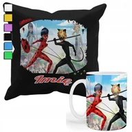 Gadżety dla niej i dla niego - ZESTAW KUBEK + PODUSZKA Z POSZEWKĄ- PREZENT DLA FANA BAJKI RÓŻNE + IMIĘ - miniaturka - grafika 1