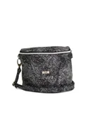 Torebki damskie - Czarna skórzana listonoszka biodrówka kwiaty - miniaturka - grafika 1