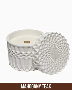 Świeca Zapachowa - Srebrna Ostoja - 220 ml - Zapach Mahogany & Teakwood - Świece Świeca Zapachowa - Srebrna Ostoja - 220 ml - Zapach Mahogany & Teakwood - Świece - miniaturka - grafika 1
