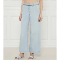 Spodnie damskie - GUESS Jeansy ZOYA flare fit - miniaturka - grafika 1